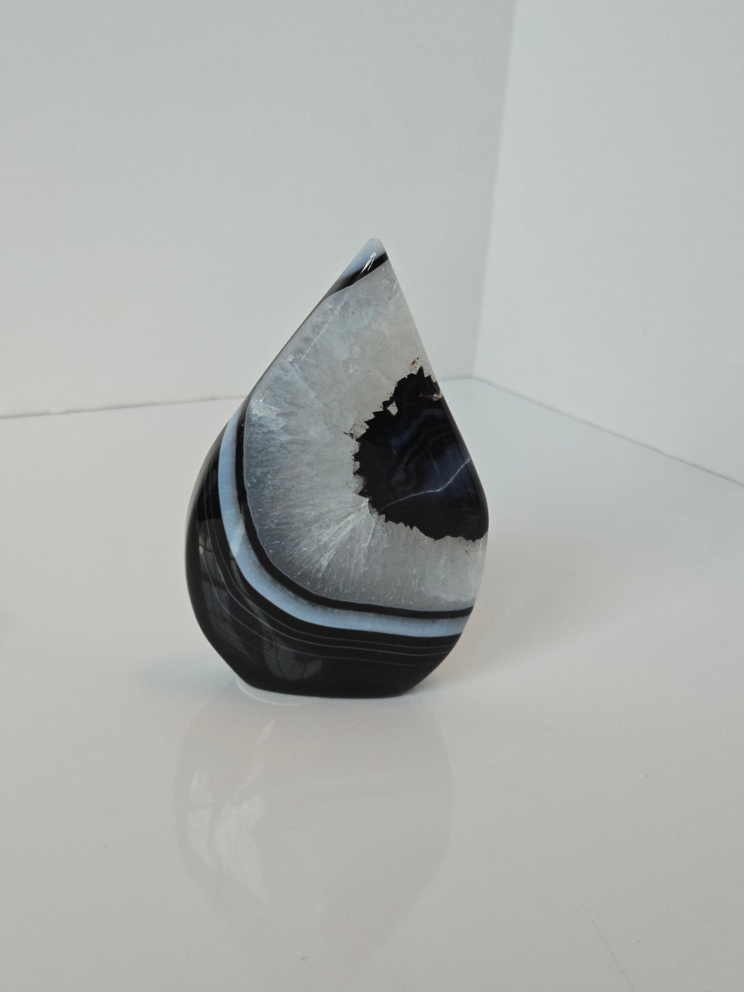Black Banded Agate Teardrop - E