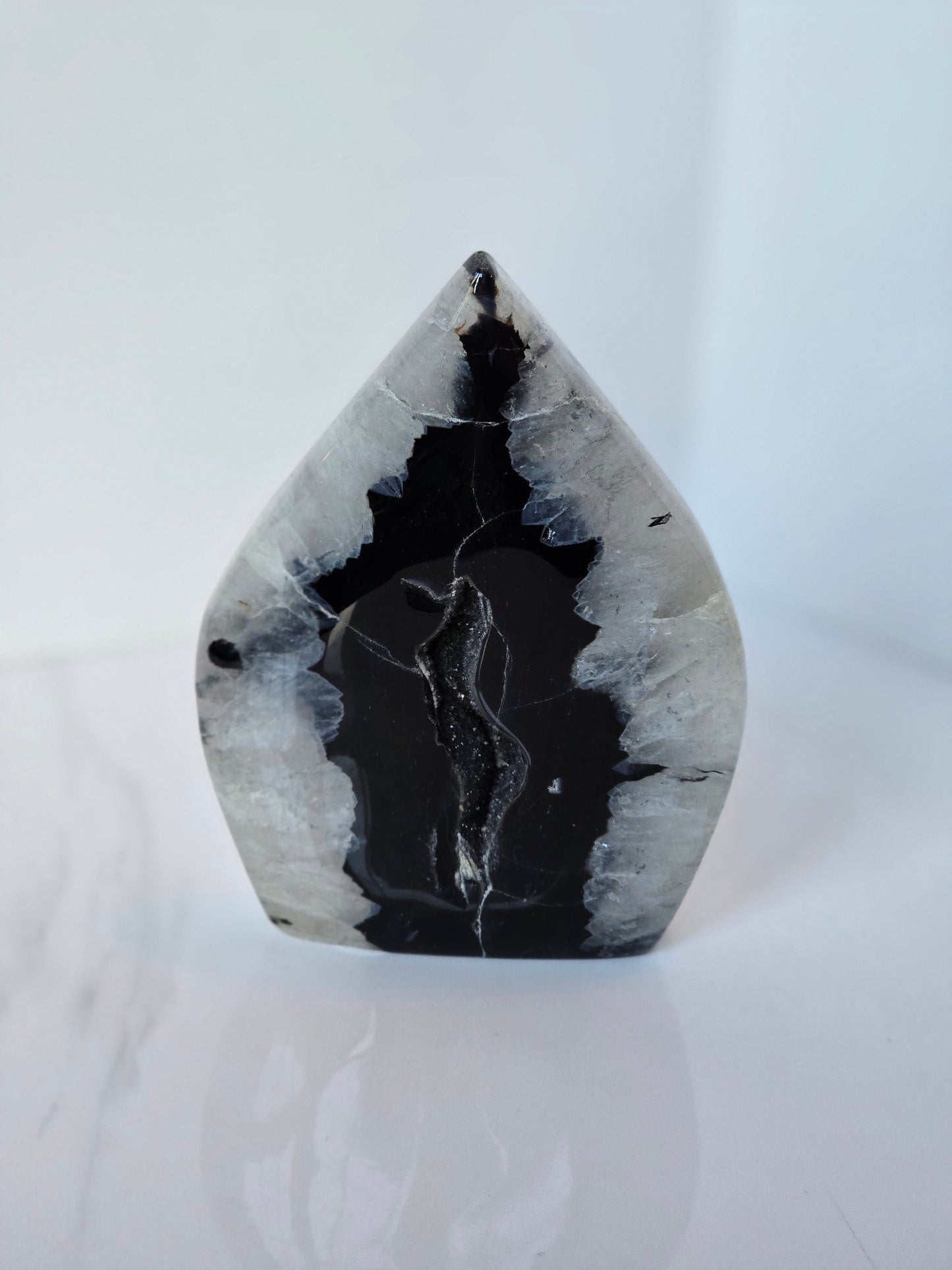 Black Banded Agate Teardrop - I with Gray Druzy Pocket