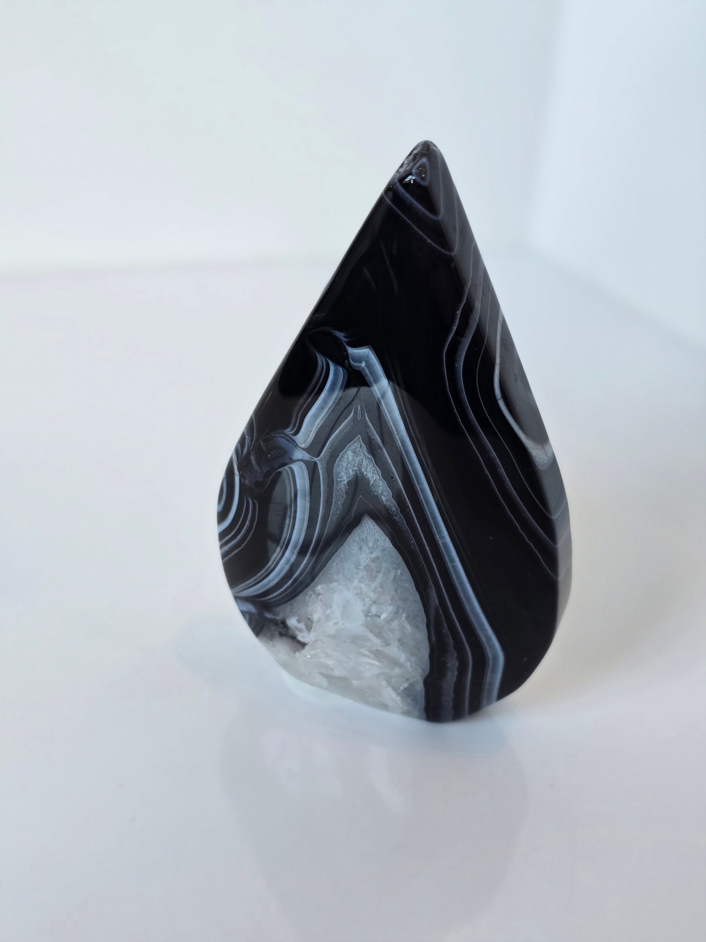 Black Banded Agate Teardrop - C