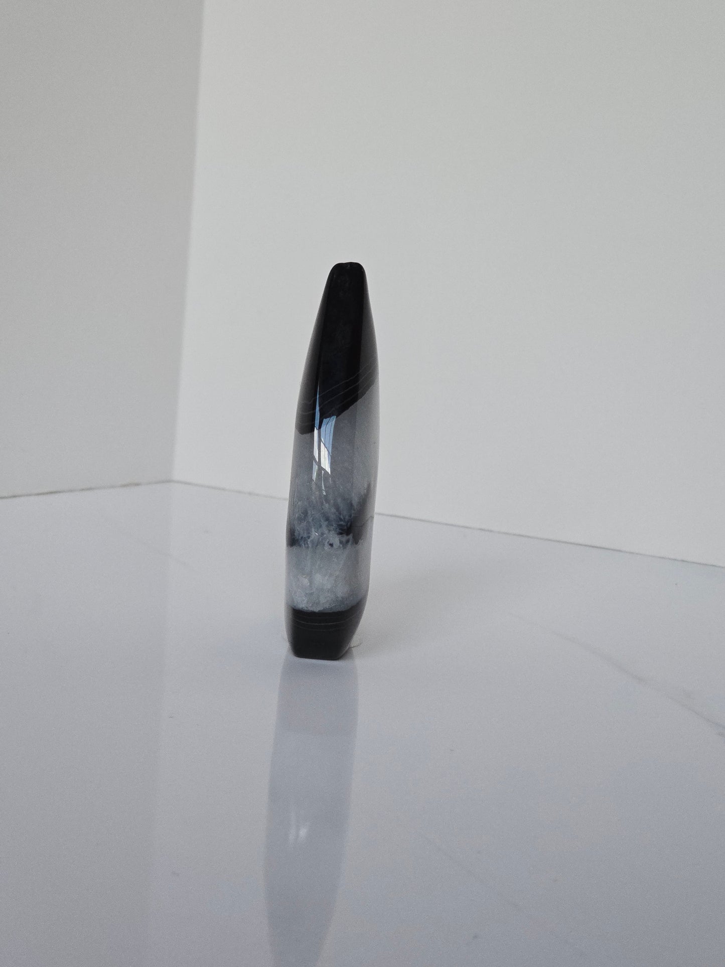 Black Banded Agate Teardrop - G