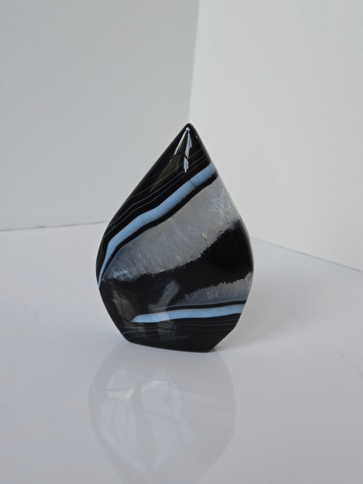 Black Banded Agate Teardrop - F (wobble)