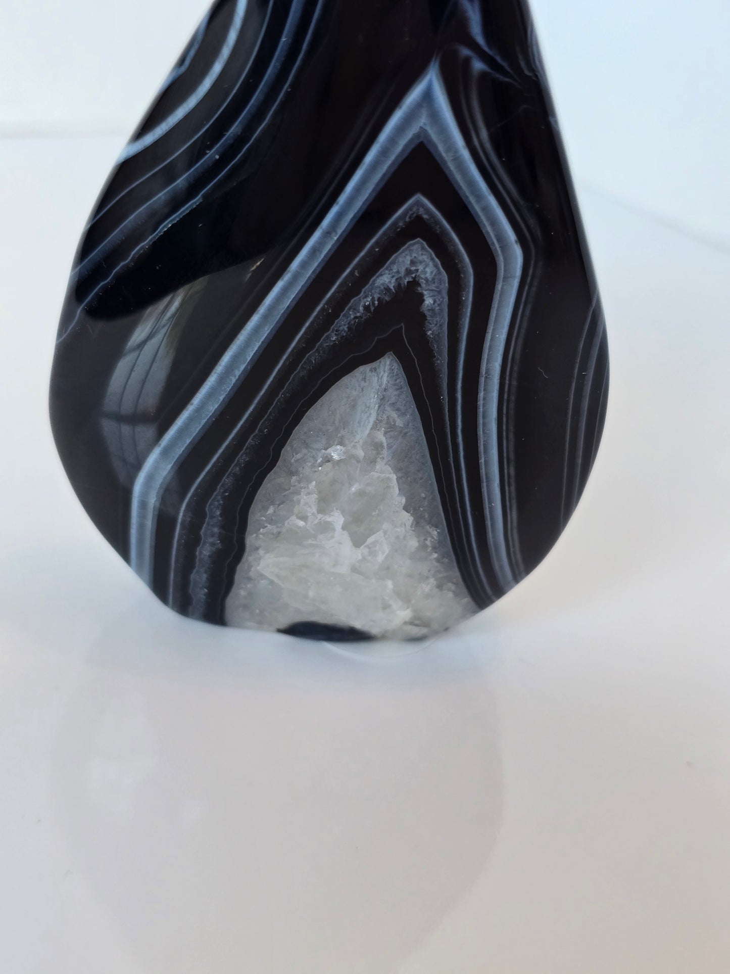 Black Banded Agate Teardrop - C